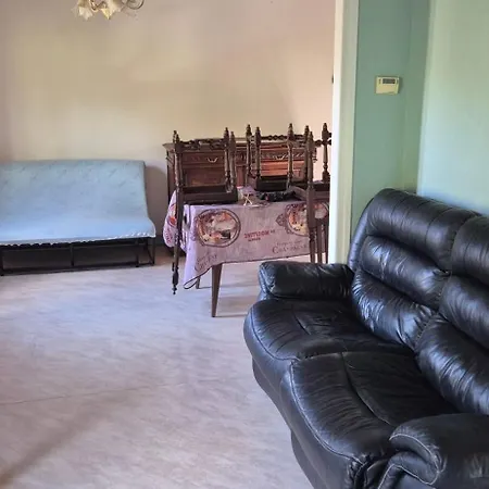 Maison D'hôte, Gîte, La Maisonnette * Vic-sur-Cère